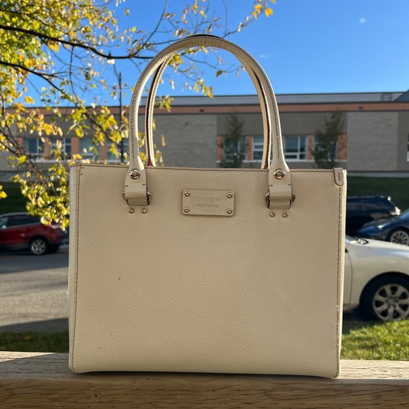 Vintage Kate Spade White Shoulder Bag - Picture 1 of 4